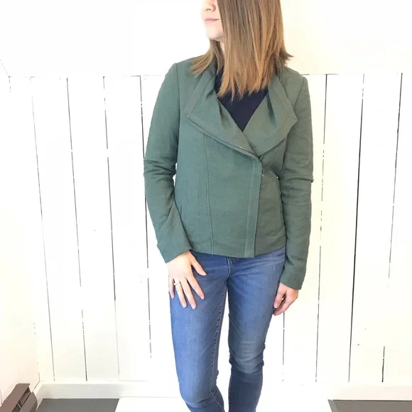 •Vince frise asymmetrical textured jacket NWT• Size S - Picture 6 of 9